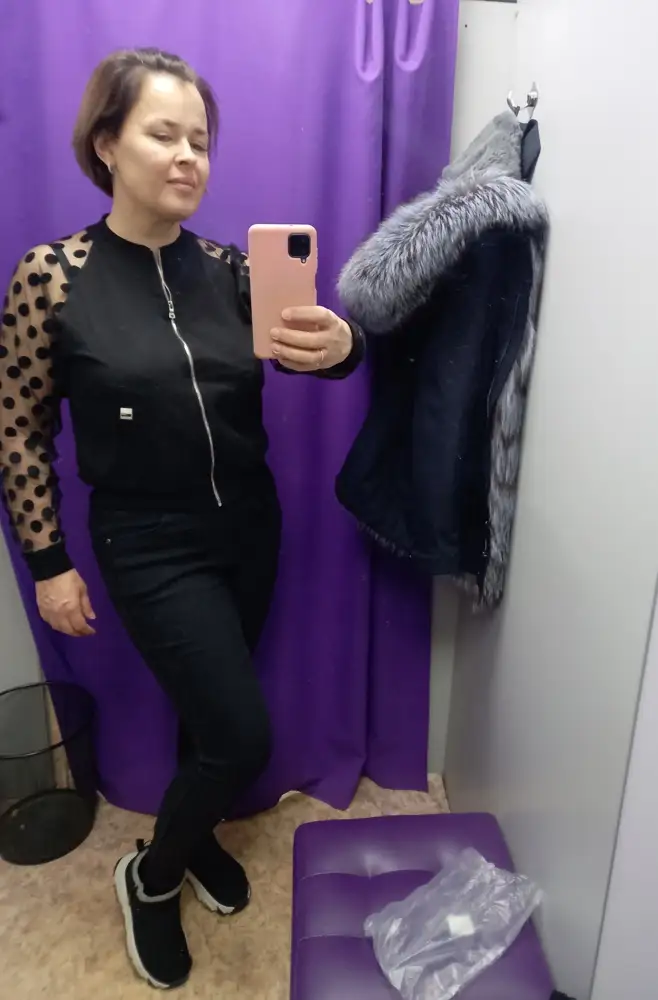 Очень качественное изделие. Size XL отлично на ОГ 102см. Это любовь с первого взнляда!😘