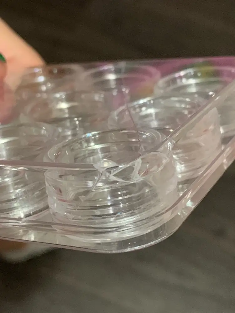 баночки хорошие, но коробка пришла побитая