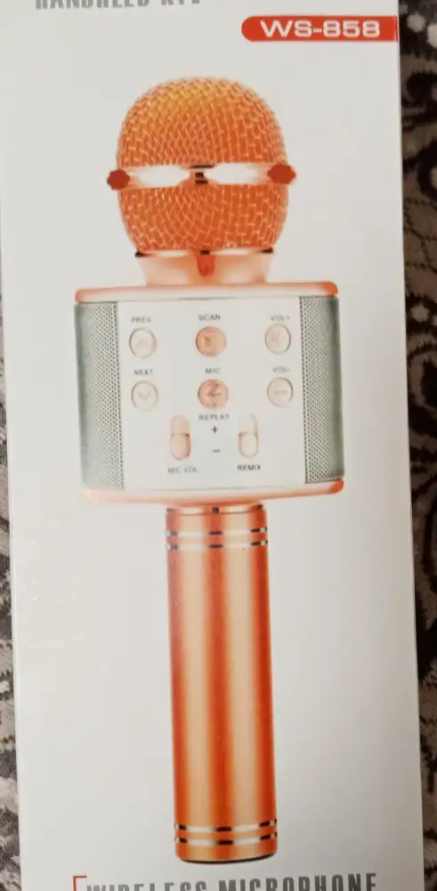 Ужасный микрофон! Его и микрофоном нельзя назвать! Звук грязный! Никому не советую. Буду возвращать