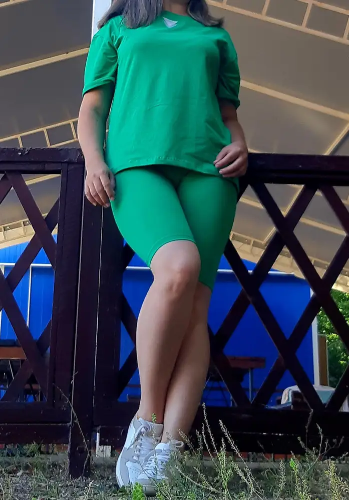 Удобный, красивый короче крутой костюм. Советую.