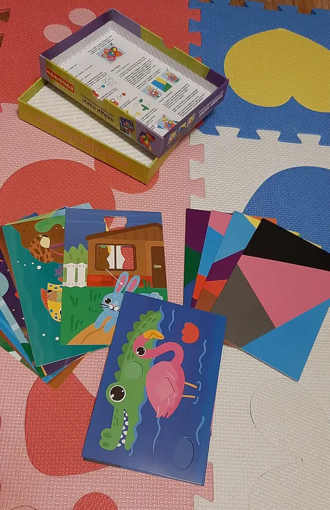Отличная игра, интересная!  Карточки яркие, плотные, приятные на ощупь. Ребенку очень понравился результат сложения карточек.