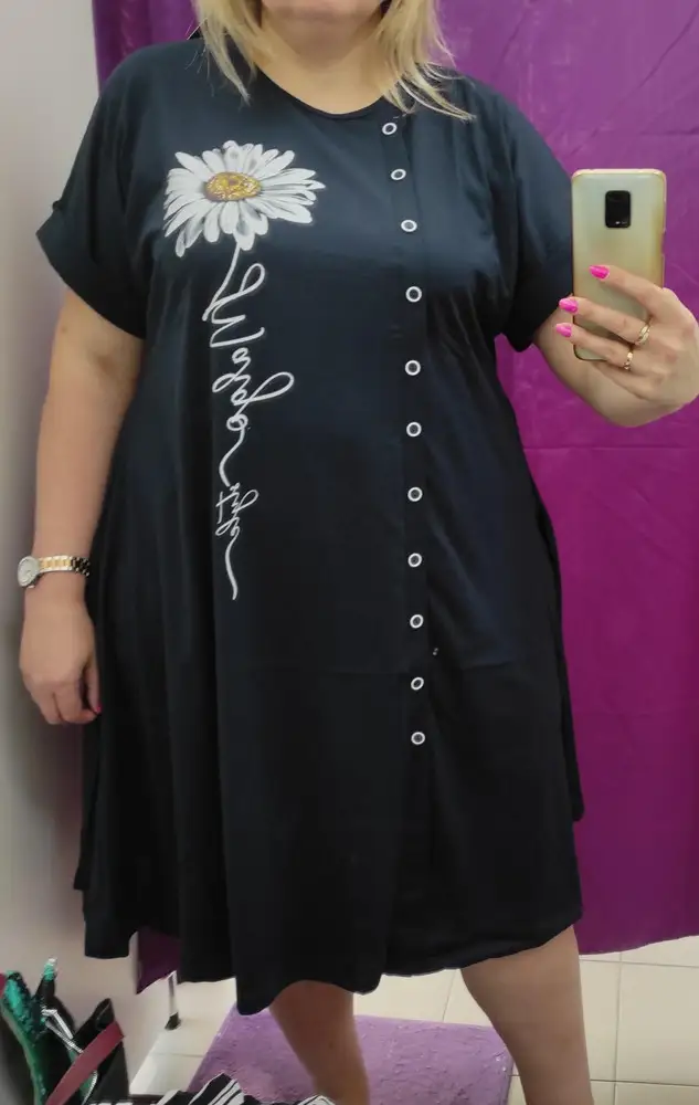 Ношу 62 размер. Куптила 60 размер. Все замечательно. На размер большемерит.