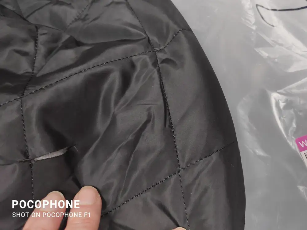 очень тонкий, пришел порезанный на спине, так ждала и разочаровалась