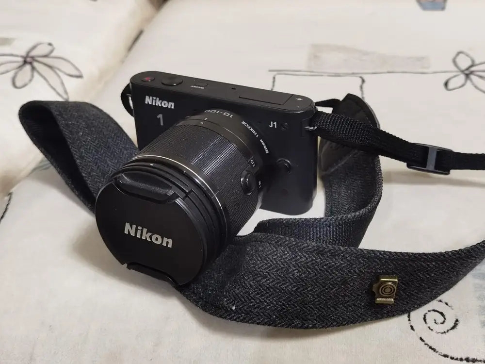 Nikon 1 j1 отлично подошёл. Спасибо.