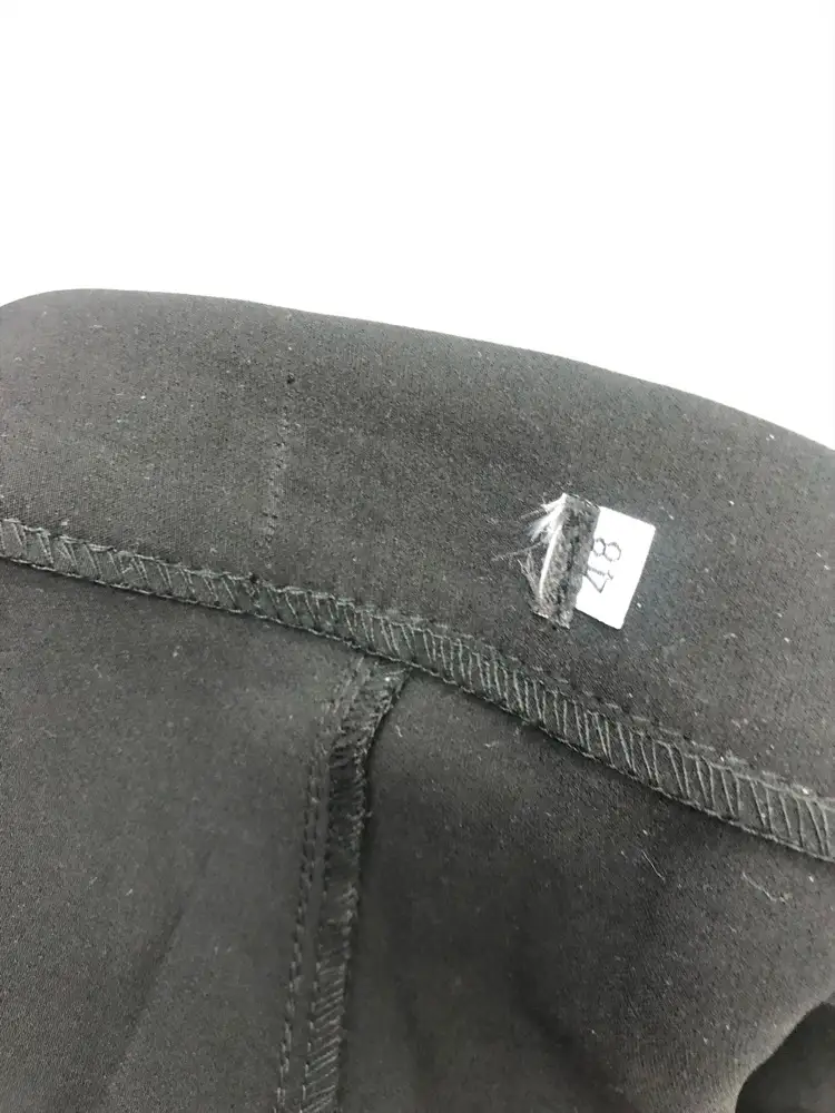 Классные брюки. Кто-то поносил и сдал 👍🏼 будьте людьми пожалуйста 