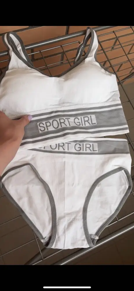 Отличный комплект , качество приятное ) пришло за 1 день в краснодар 