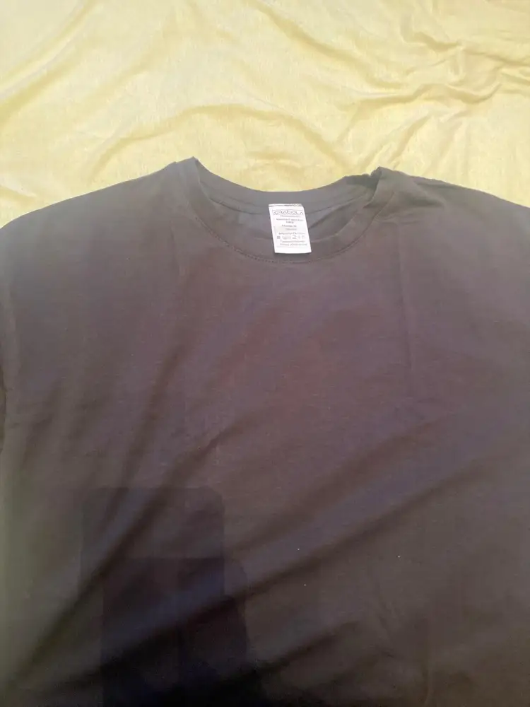 Костюм хороший,но почему без логотипа ? За это снимаю звезду 