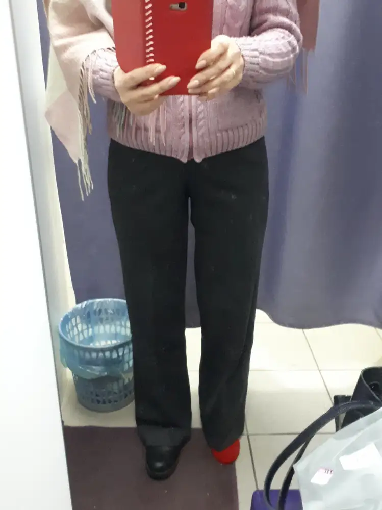 Брюки хорошие.размер соответствует. На рост 164 чуть длиноваты но не критично.