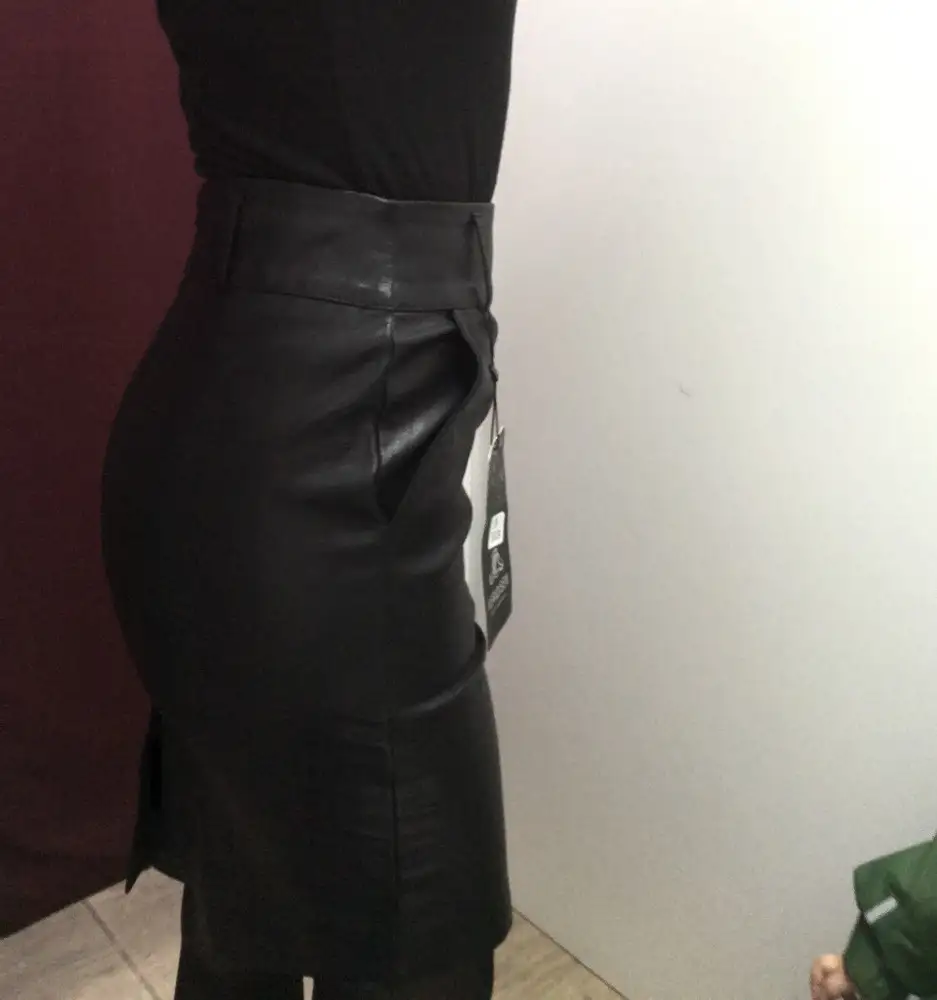 Слишком узкая в бёдрах