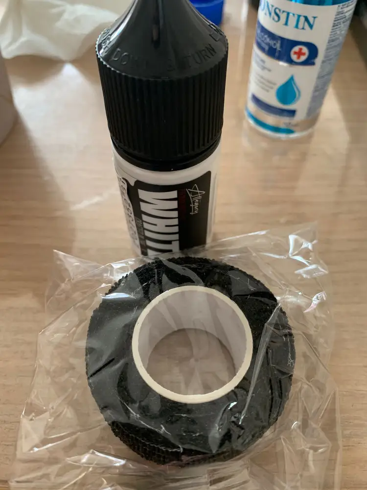 Краска топ! Все запаковано хорошо! Плюс положили бинт )) благодарю