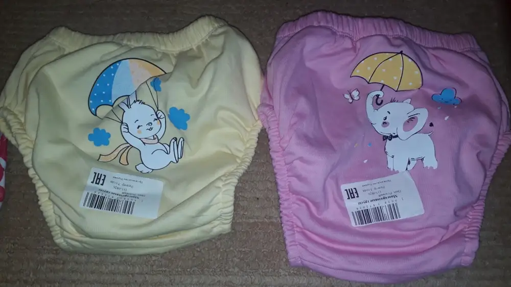 Хорошие трусы, на рост 92 см, вес 15400 кг сели хорошо, мокрые после одного пописа, луж нет) этикетку спереди аккуратно отпороли, так как царапает живот) после стирки долго сохнут