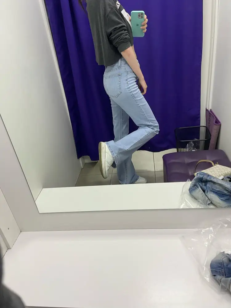 Качество хорошее, смотрятся классно, но мне 25 размер оказался великоват, талия 62, бёдра 90, жаль что пришлось вернуть