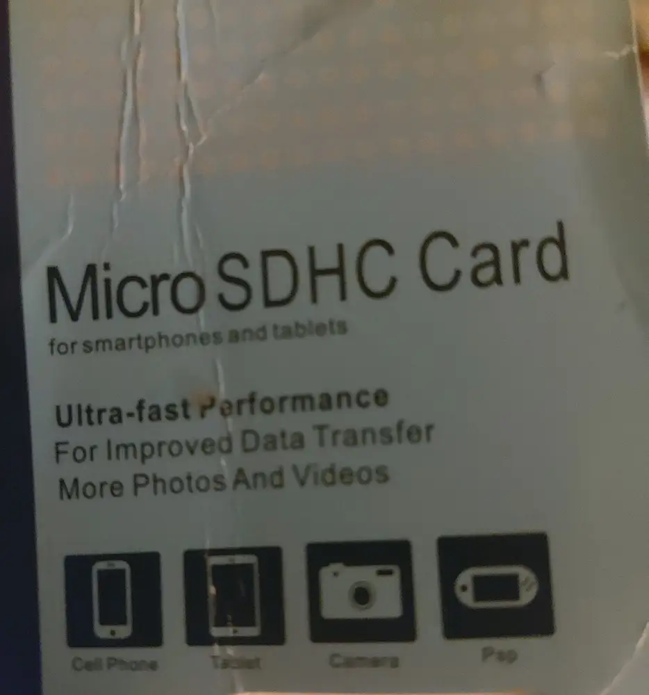 Карта памяти формата MicroSDHC. Не все смпартфоны его поддерживают. Мне нужна была MicroSD. Как заявлено в описании и фото товара.