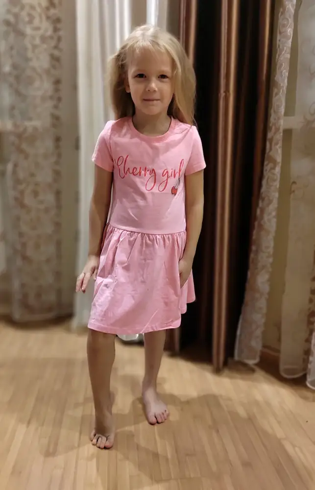 Дочка довольна за 120 руб, отличное платье для свдика👍
