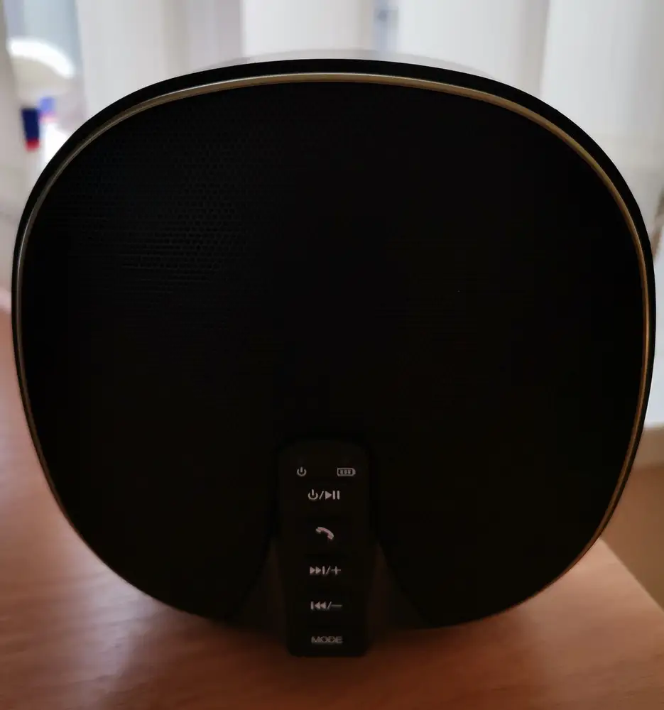 Колонка понравилась. Звук хороший. Продавца рекомендую.