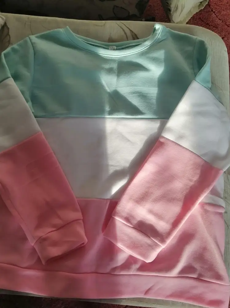 Кофта хорошая, но отзывы не конкретные заказала больше размер утонула , очень расстроилась, больше на отзывы обращать внимание не буду