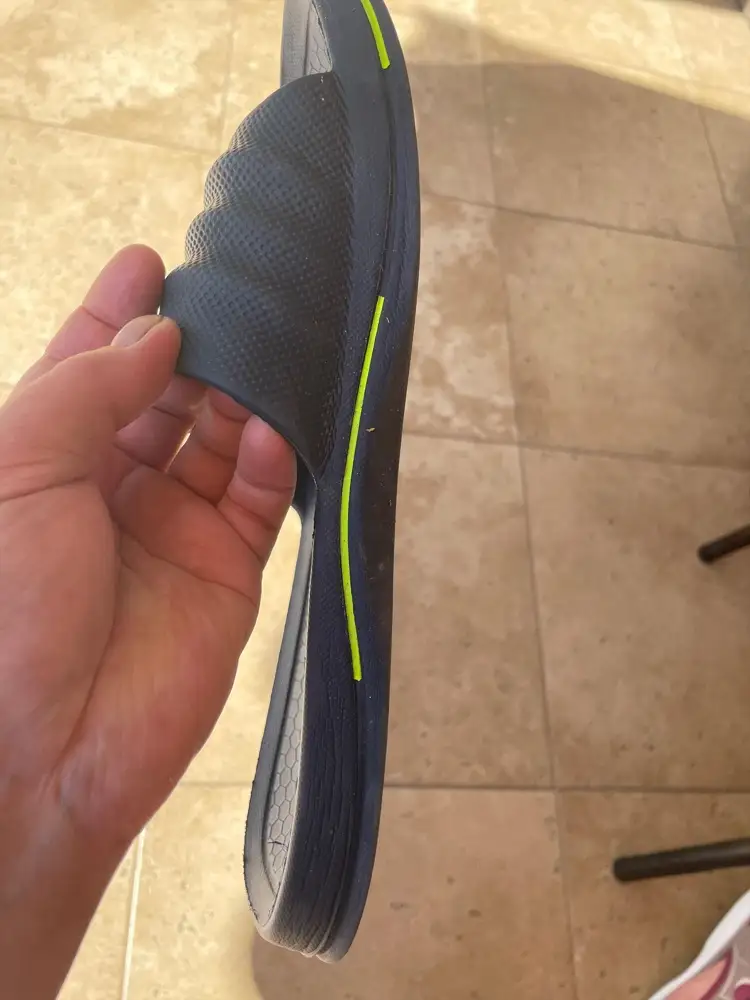 Ужасное качество, полоски отслаиваются буквально сразу