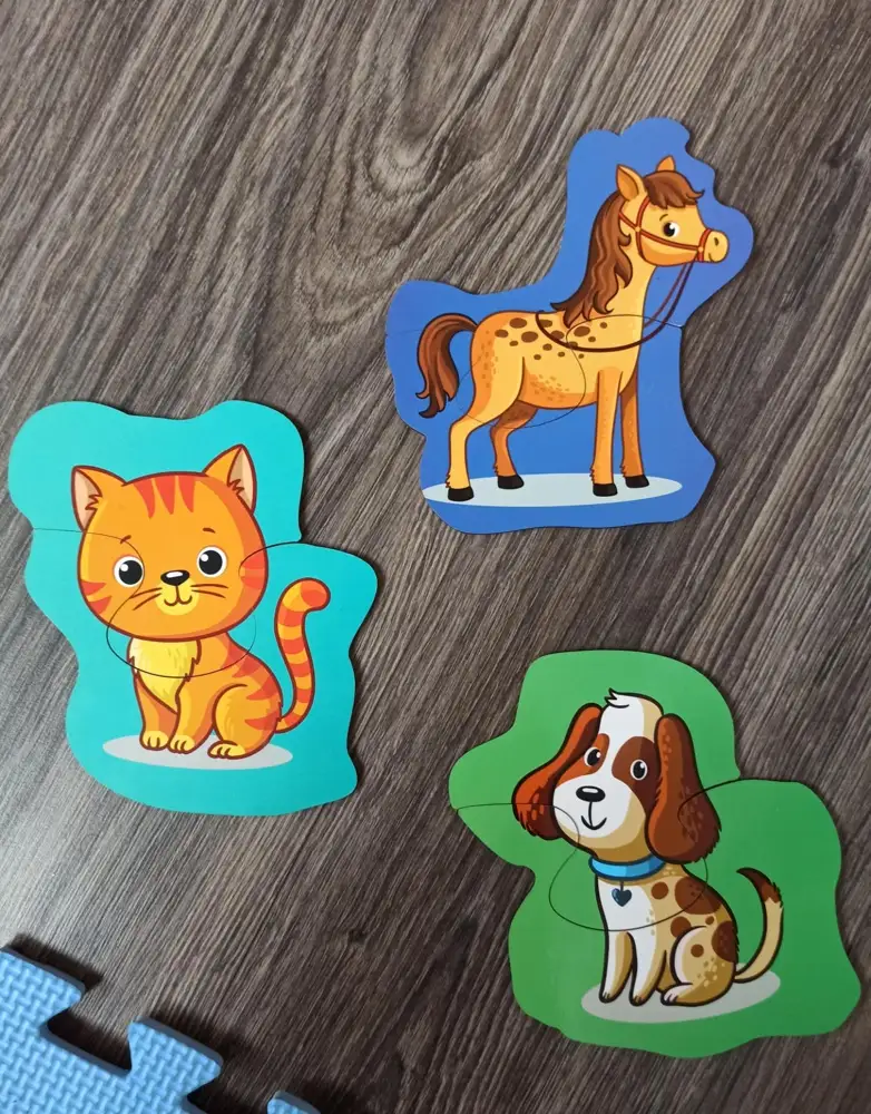 Яркие, деревянные, за такую стоимость отлично!!!