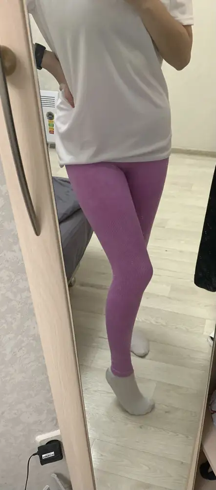 Качество и цвет классные). Где надо утянули, телу приятные). Надо ещё топ прикупить)