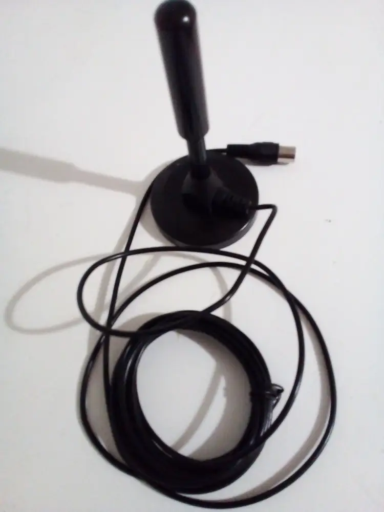 Ловат только ЦТВ-10каналов и радио,а АТВ не ловит.