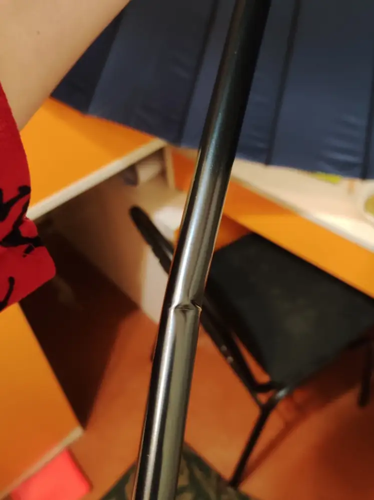 Ручка зонта помята, кнопка не работает