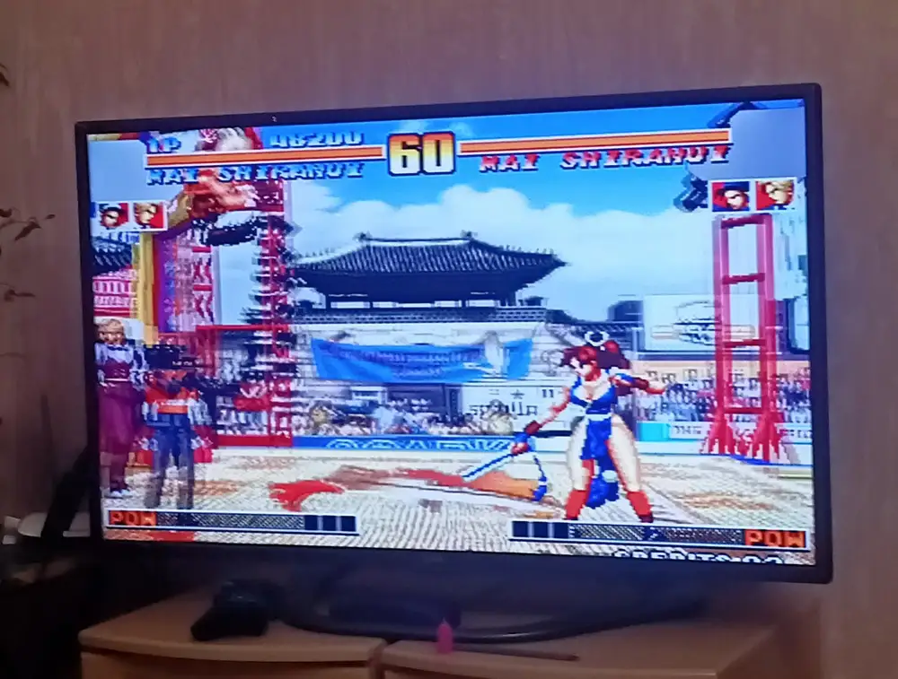 Подключили быстро, всё работает,игр очень много,сидим играем!за такую цену прекрасная приставка! доставка немного задержалась.