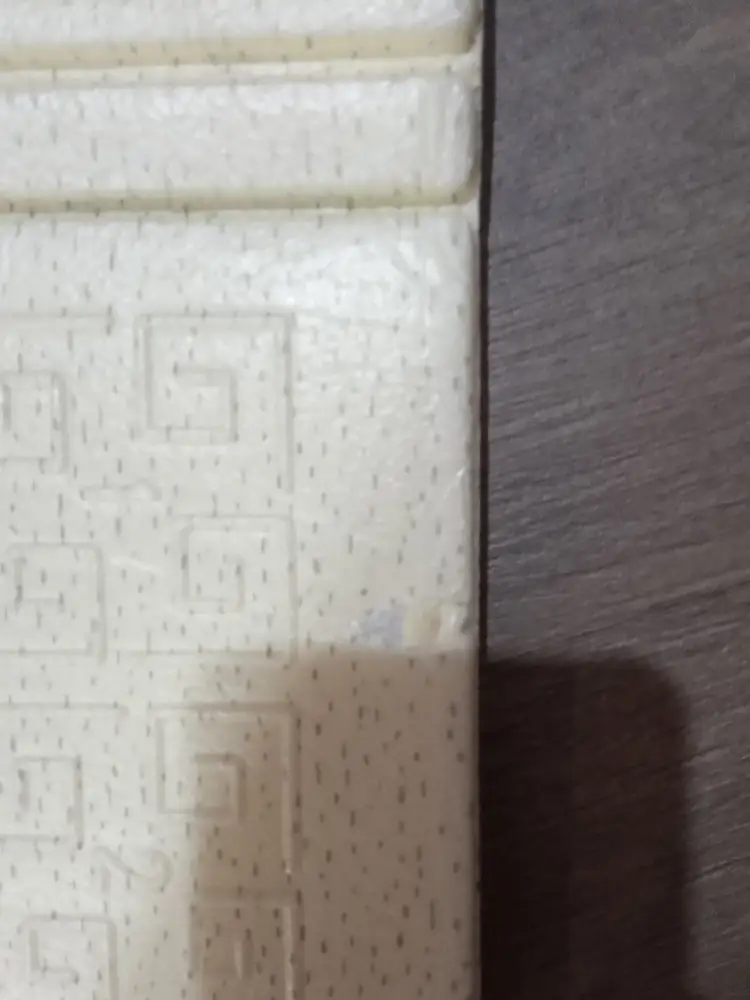 Ужасно,оторвана ручка на сумке для коврика.Коврик с повреждениями.Знала бы за ту же стоимость заказала на других сайтах