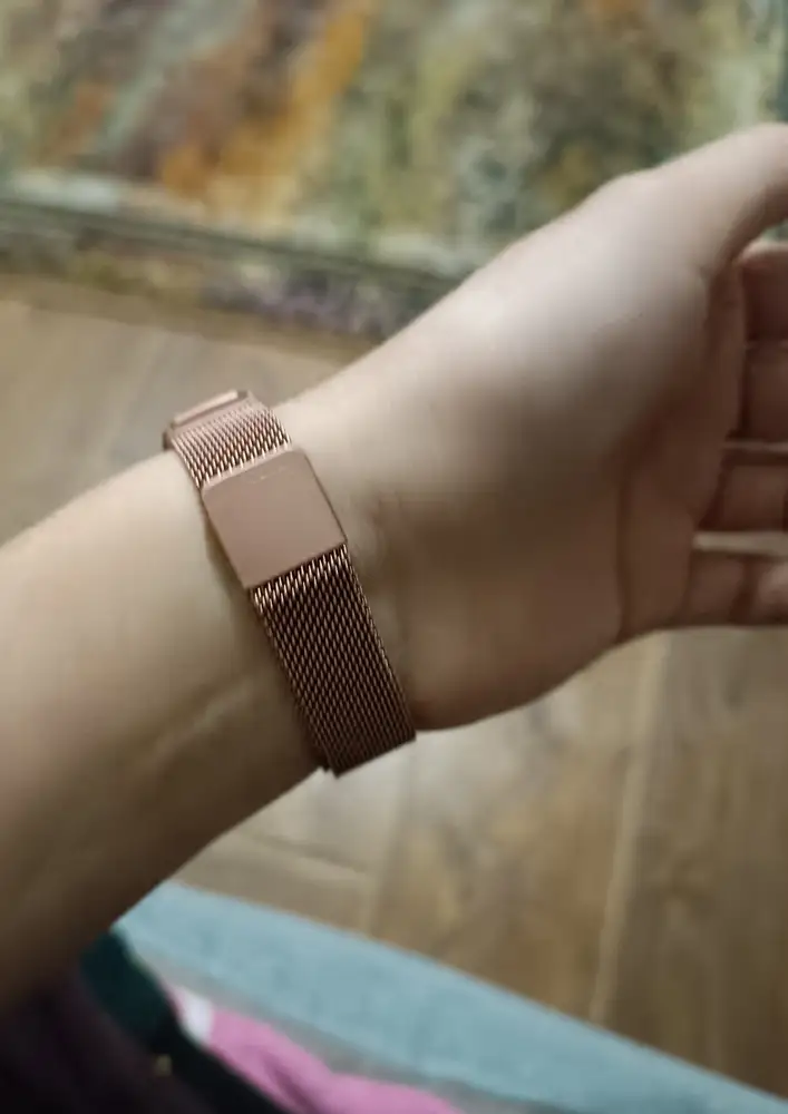 Очень классный браслет. На mi band 4 подошёл