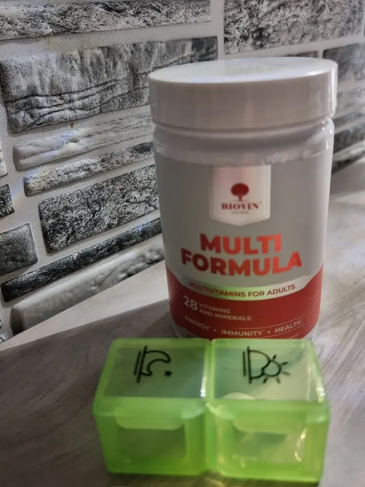 Отличный комплекс витаминов и минералов. Рекомендую к покупке. В подарок пришла таблетница. Приятно. Спасибо!