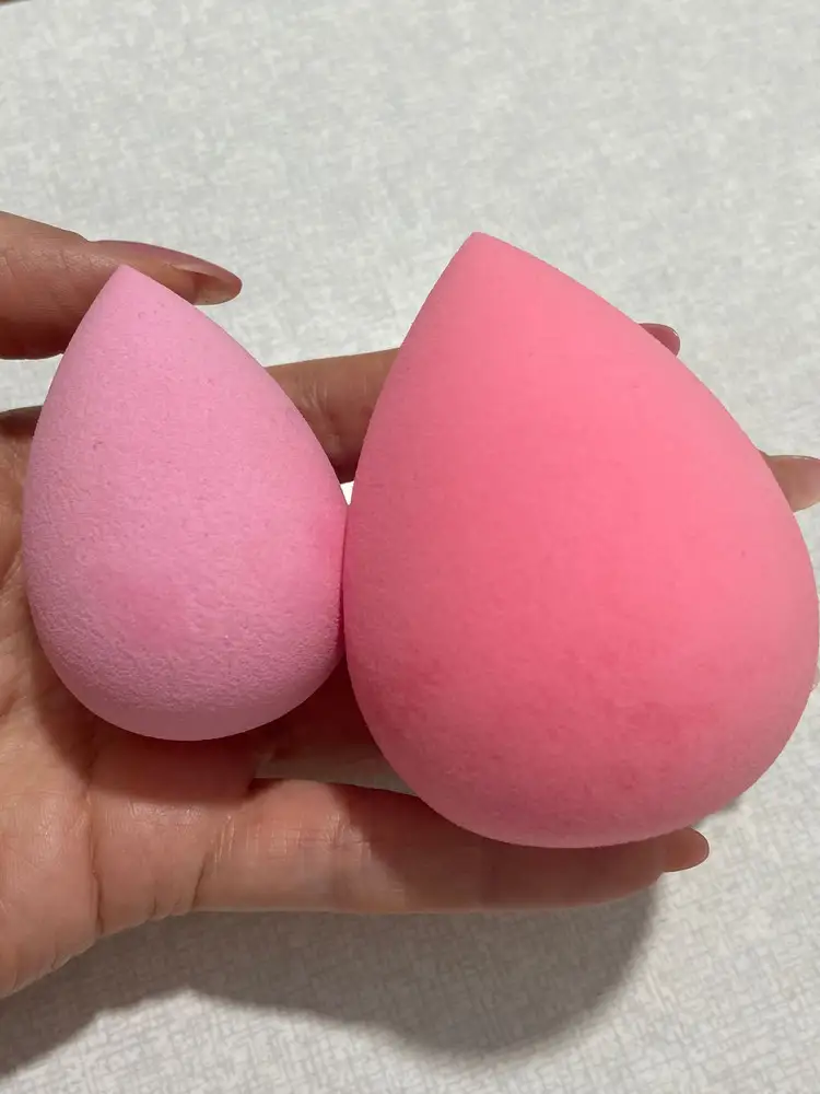 Отличные спонжи как всегда! 👍🏻👍🏻👍🏻 балла у этого же продавца другие спонжики, очень рада что появились наборы, цена тоже очень понравилось 😊 спасибо