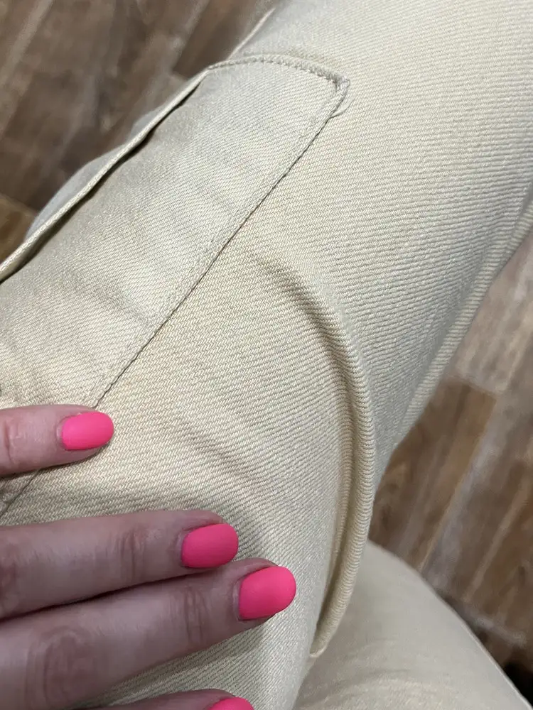 Брючки обалденные🔥Ткань качественная, приятная к телу, швы все хорошие и сели прям отлично😃Рекомендую💕