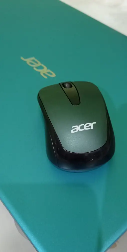 Товар соответствует заявленному, упакован хорошо. К ноуту acer подошла, работает. Батарейки прилагаются. Рекомендую.